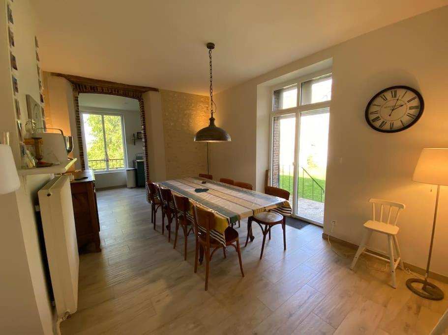 Maison Leocha Sablons-sur-Huisne Exteriér fotografie